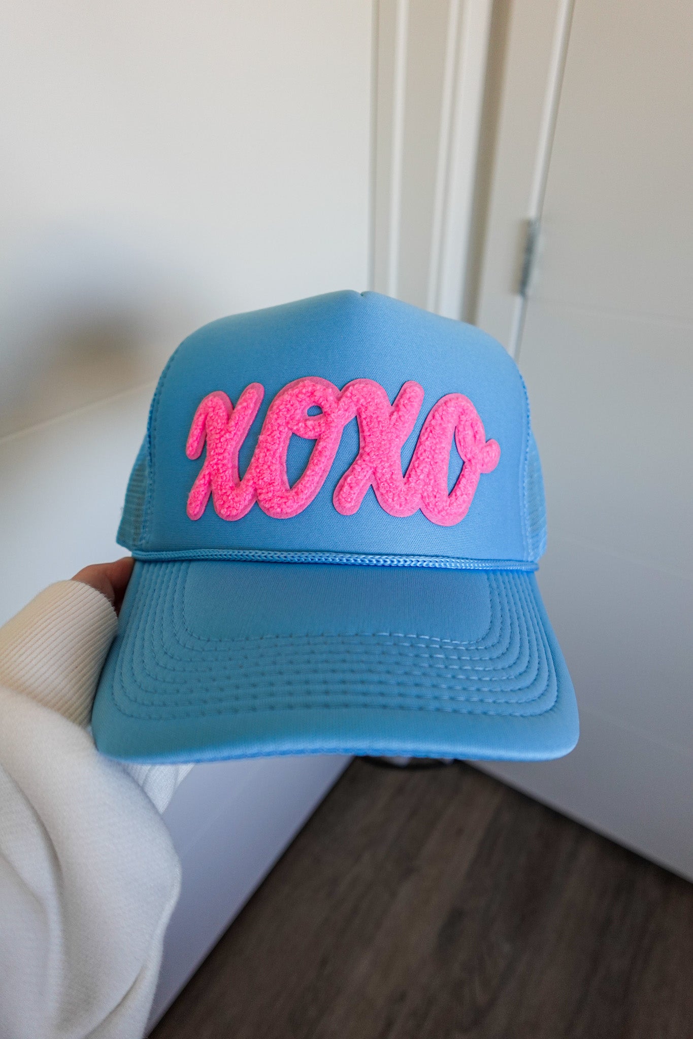XOXO TRUCKER HAT